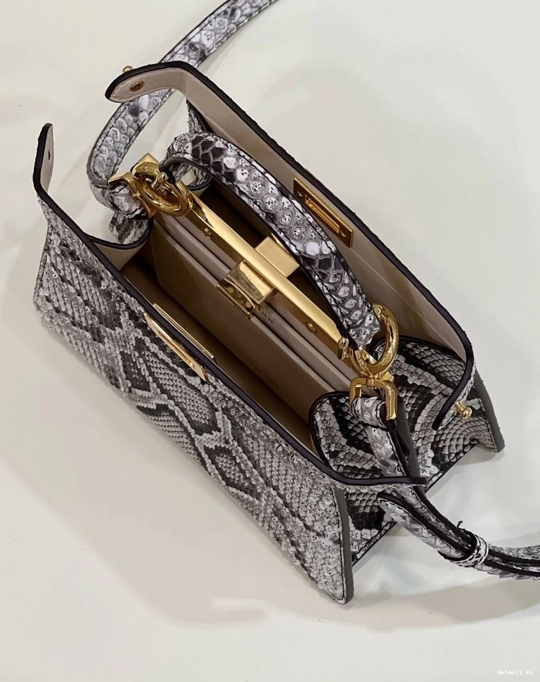 Fendi Unique Bags Peekaboo 57693 0728